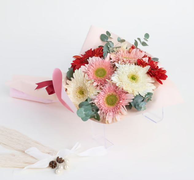 Pudra Bukette Kırmızı Pembe ve Beyaz Gerberalar - Naturel Çiçekçilik