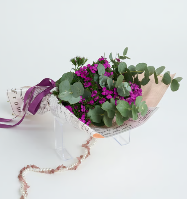 Tasarım Gazete Kağıtta Hüsnüyusuf Buketi - Naturel Çiçekçilik